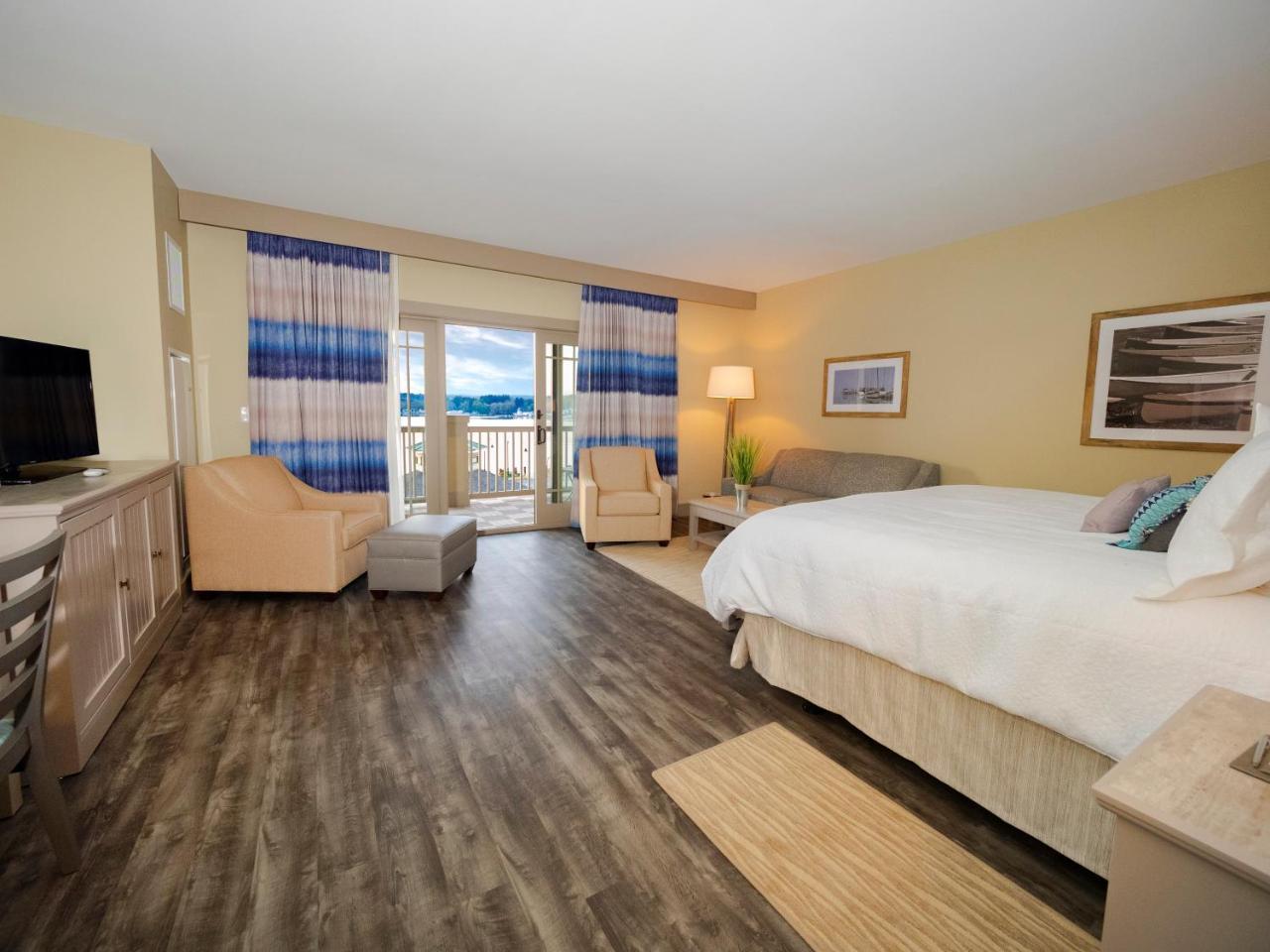 Chautauqua Harbor Hotel - Jamestown Celoron Esterno foto