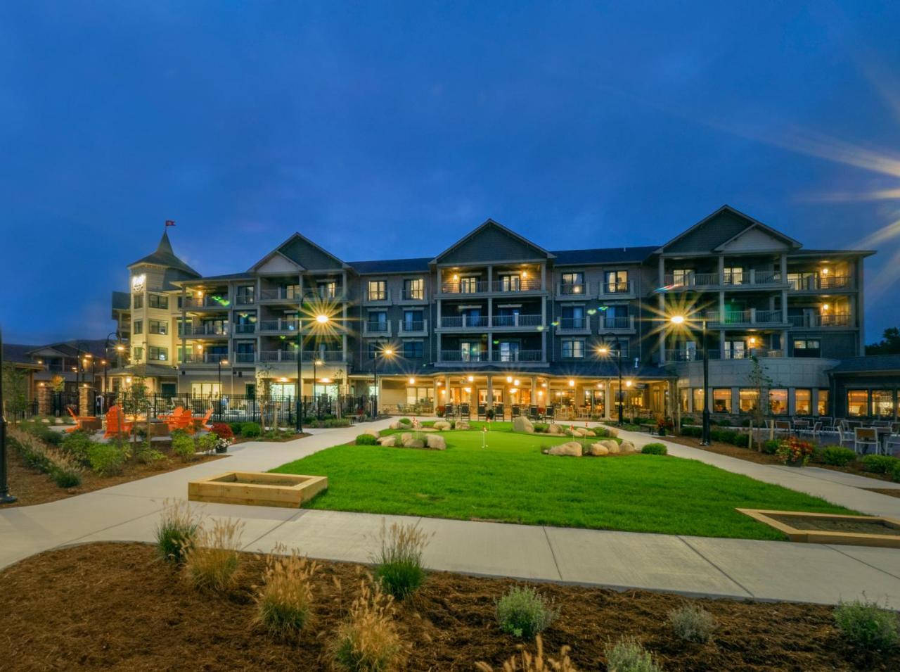 Chautauqua Harbor Hotel - Jamestown Celoron Esterno foto