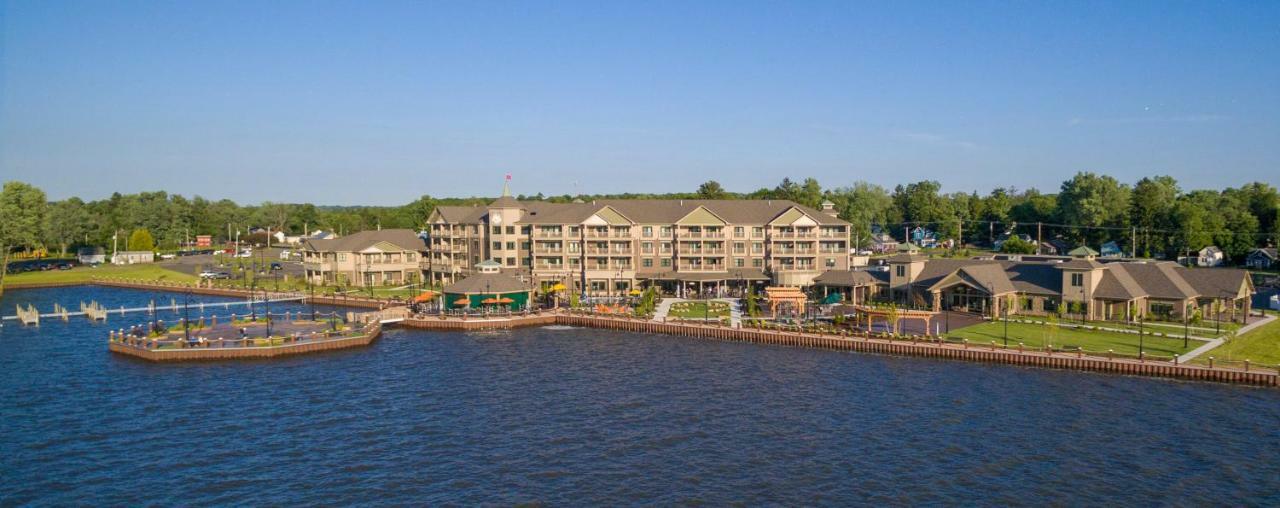 Chautauqua Harbor Hotel - Jamestown Celoron Esterno foto